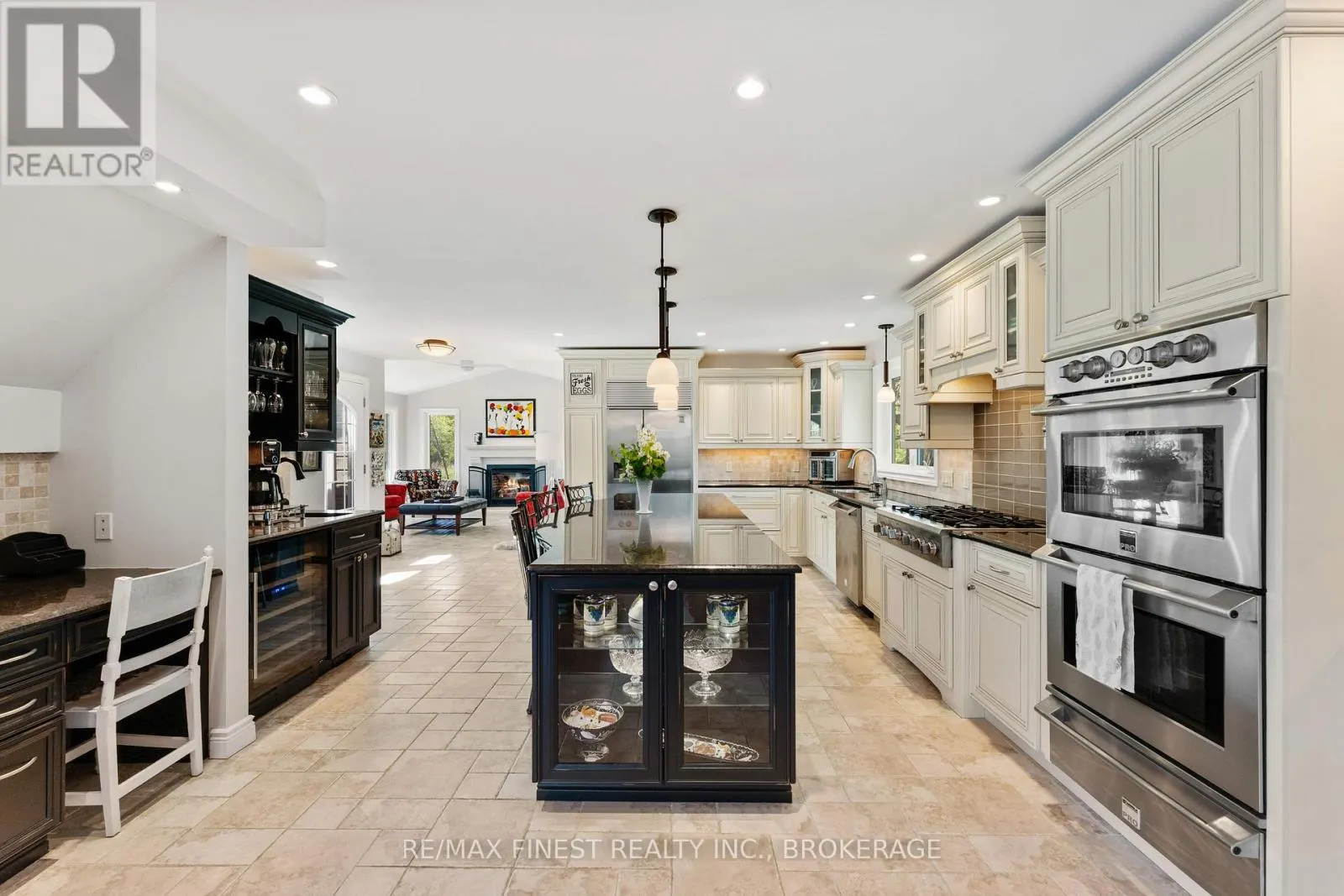 466 COLEBROOK ROAD