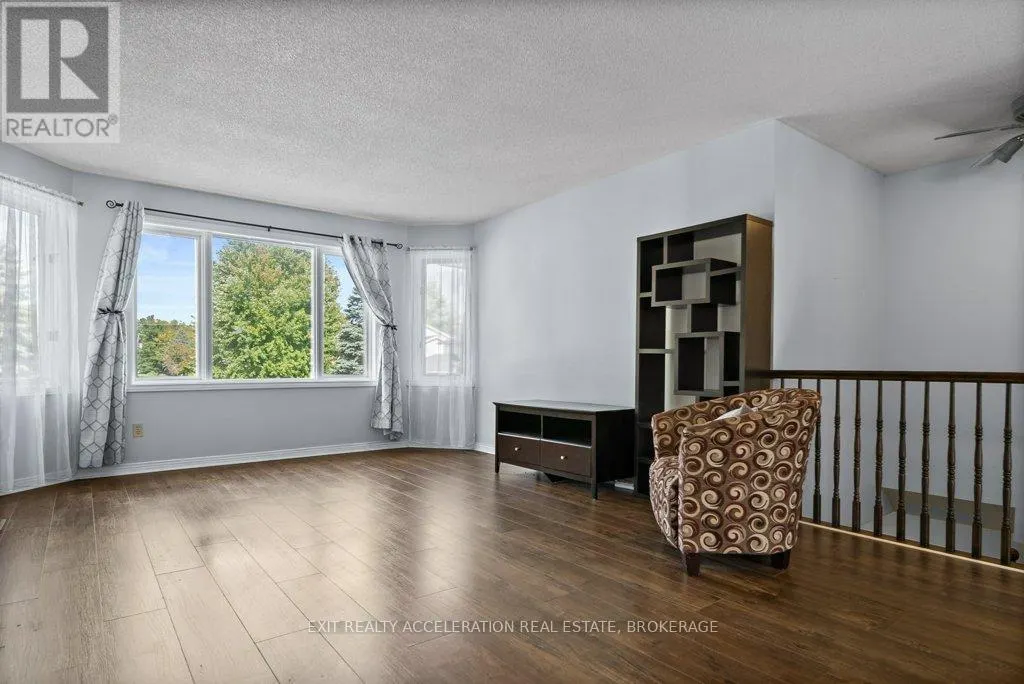 150 SHORELINE CRESCENT