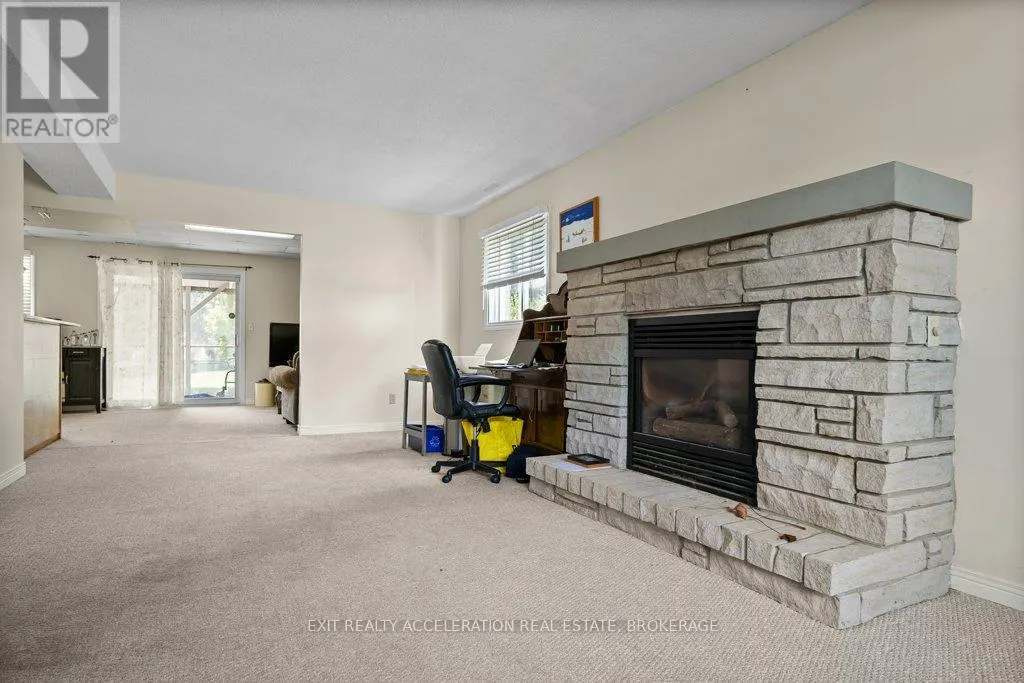 150 SHORELINE CRESCENT