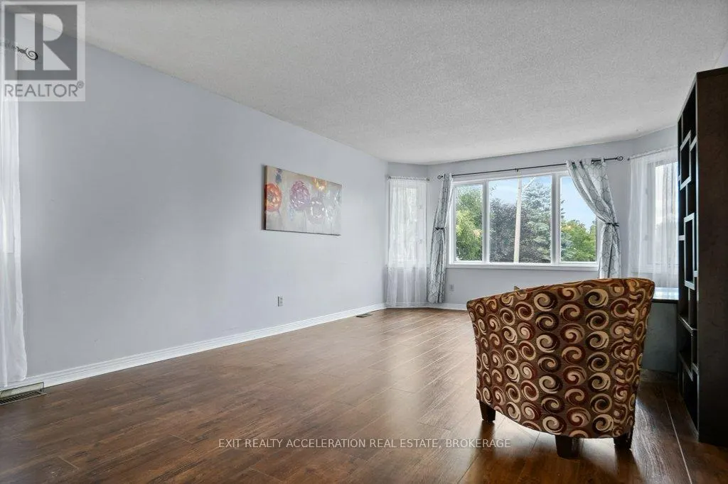 150 SHORELINE CRESCENT
