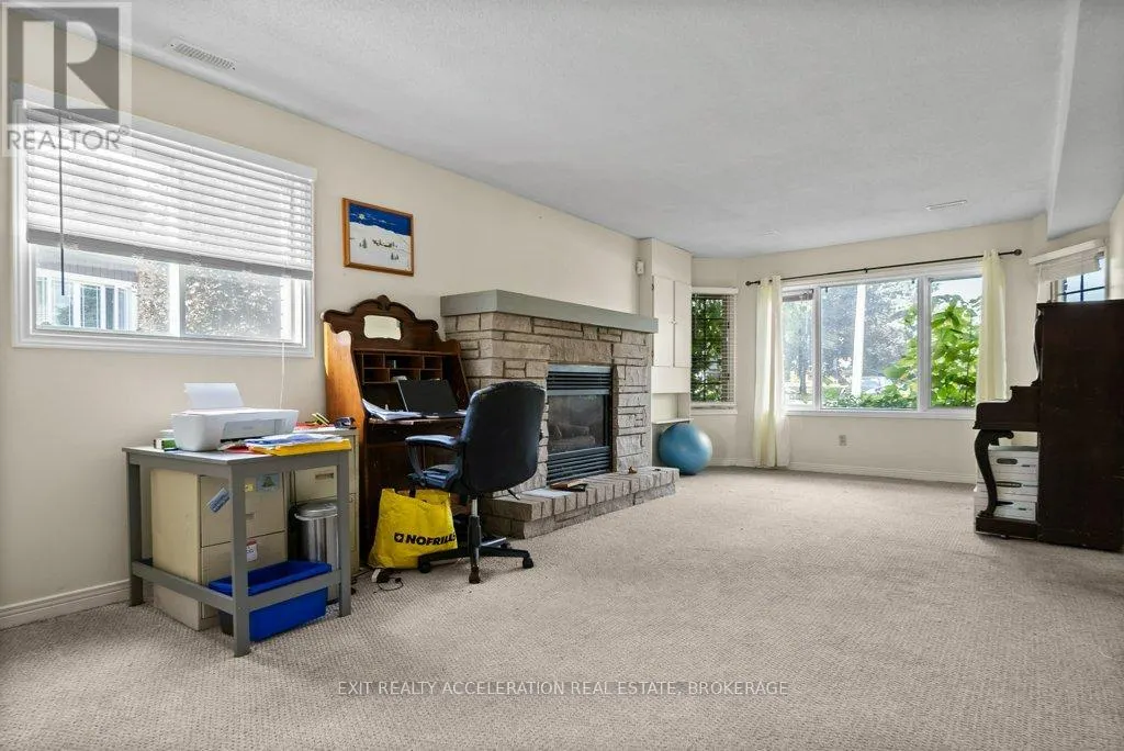 150 SHORELINE CRESCENT