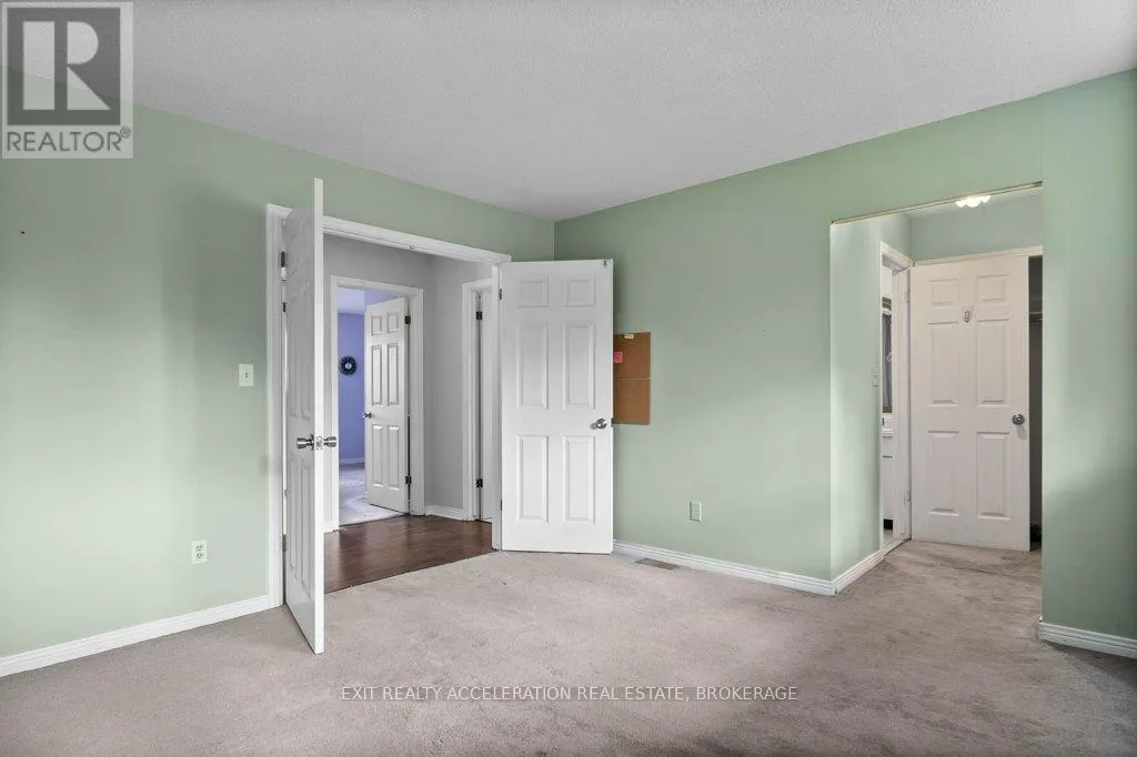 150 SHORELINE CRESCENT