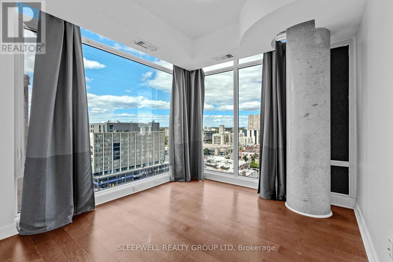1212 - 238 BESSERER STREET