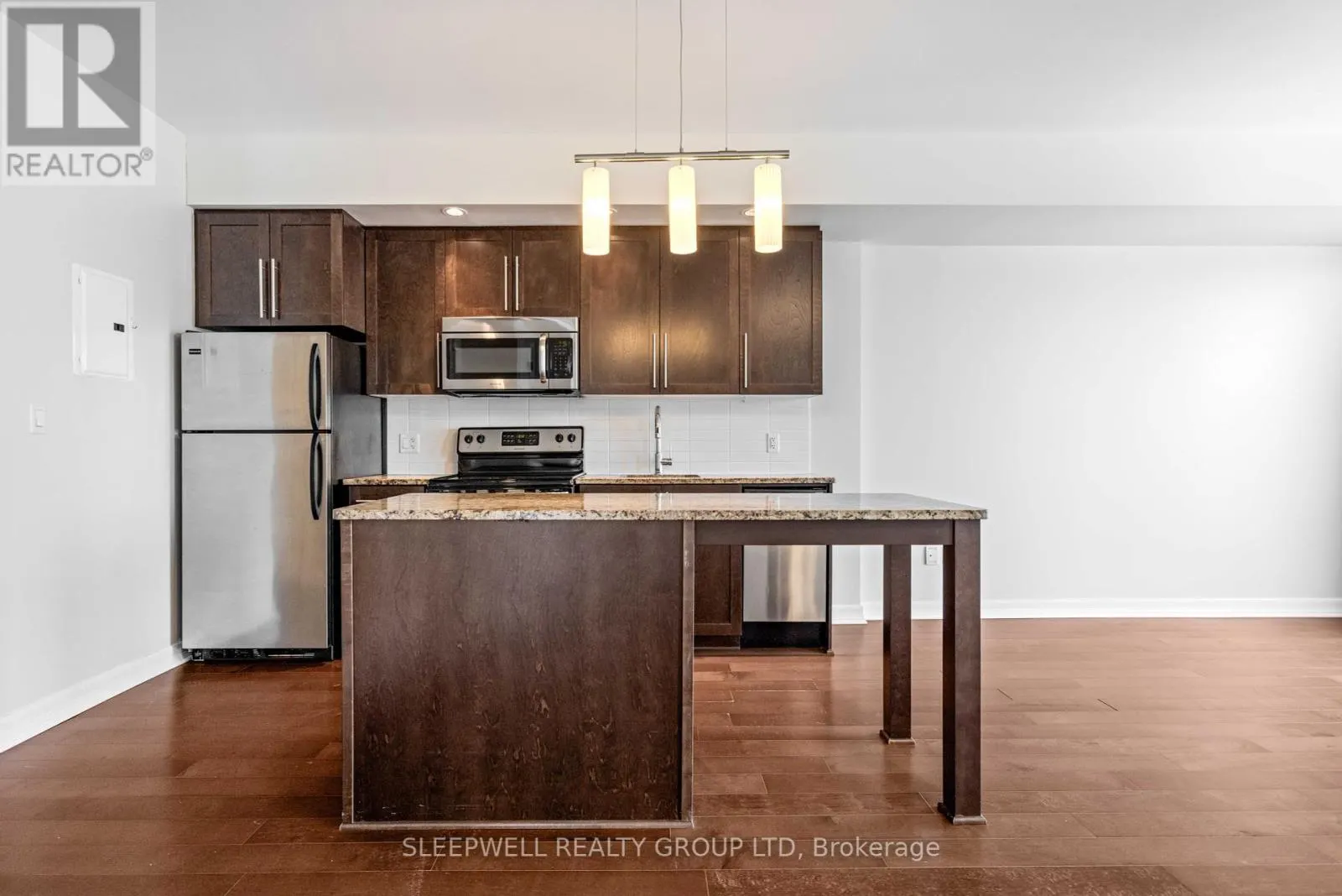1212 - 238 BESSERER STREET