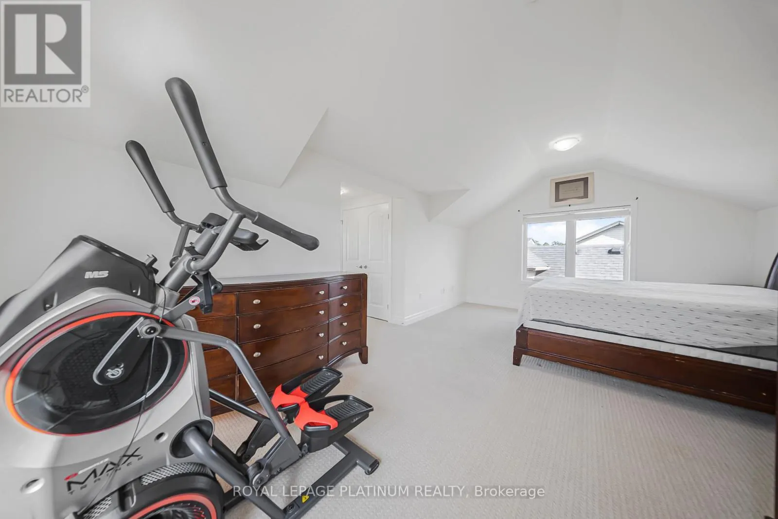 34 SAMUEL DRIVE