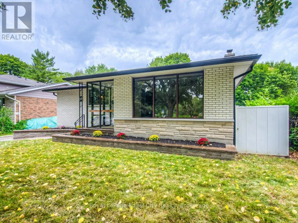 36 ARGYLE DRIVE