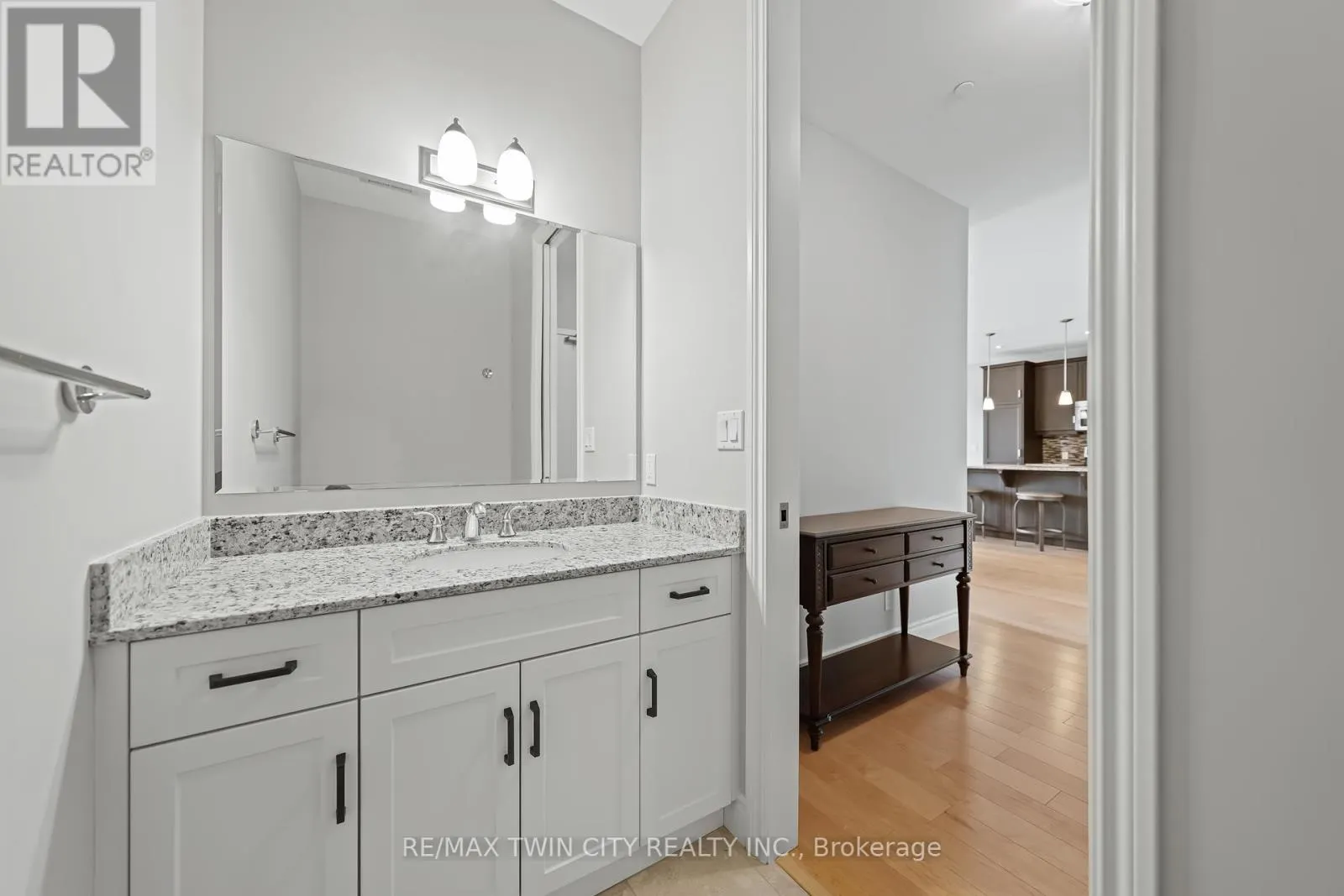 706 - 223 ERB STREET W