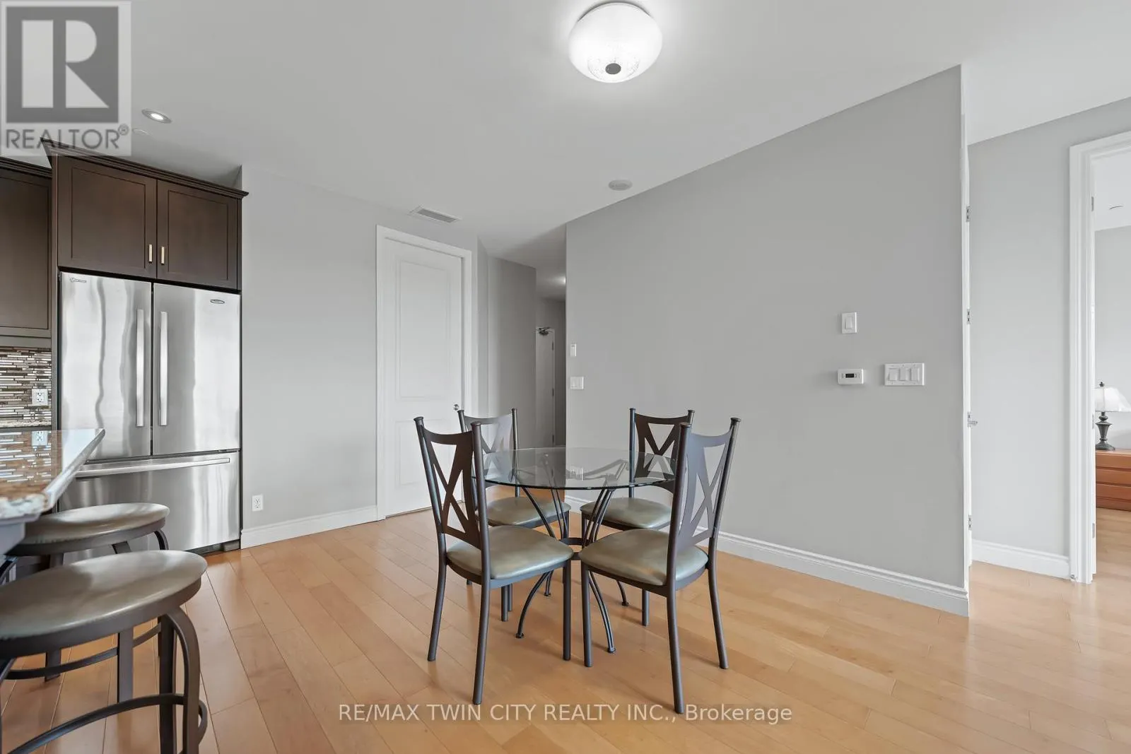 706 - 223 ERB STREET W