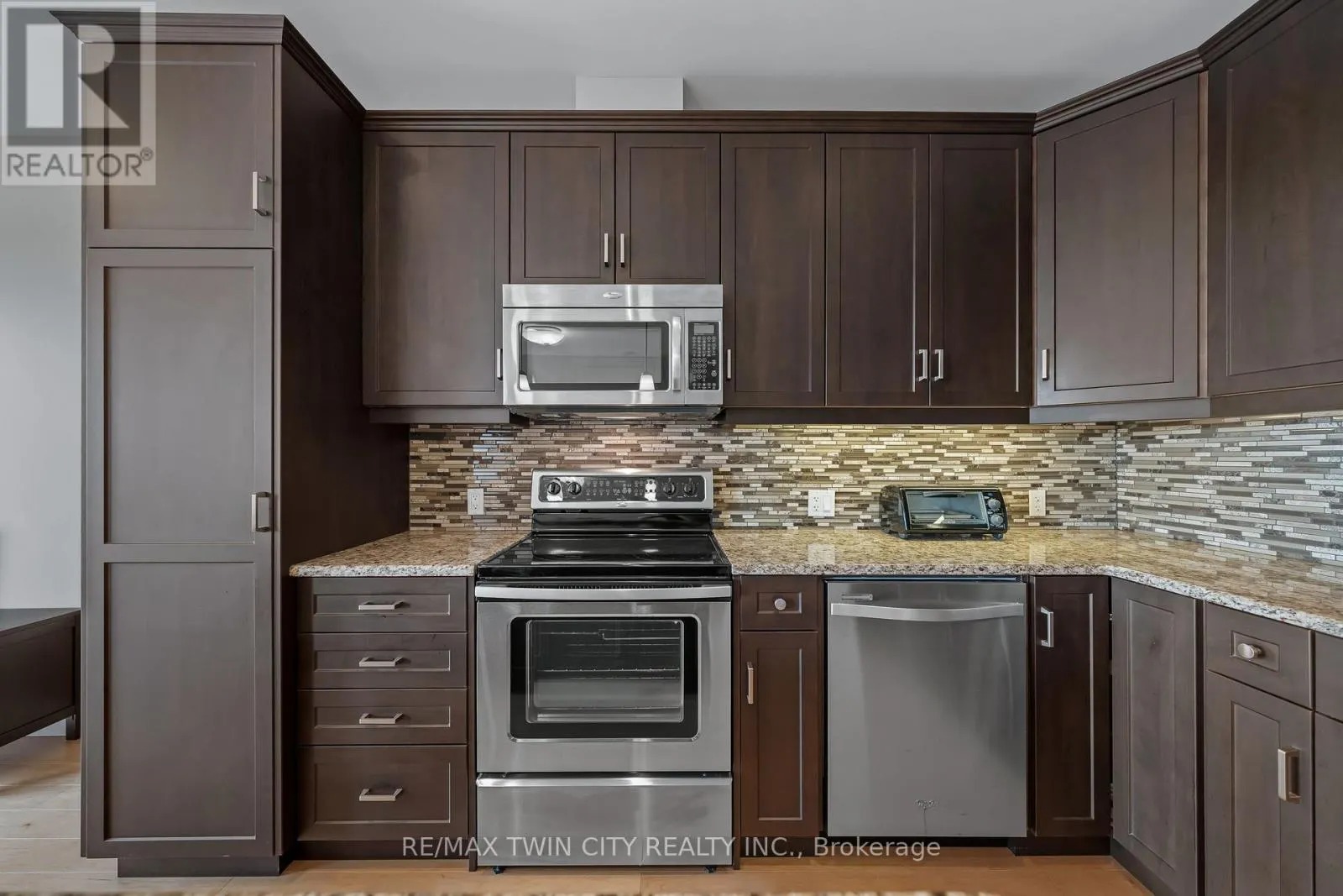 706 - 223 ERB STREET W