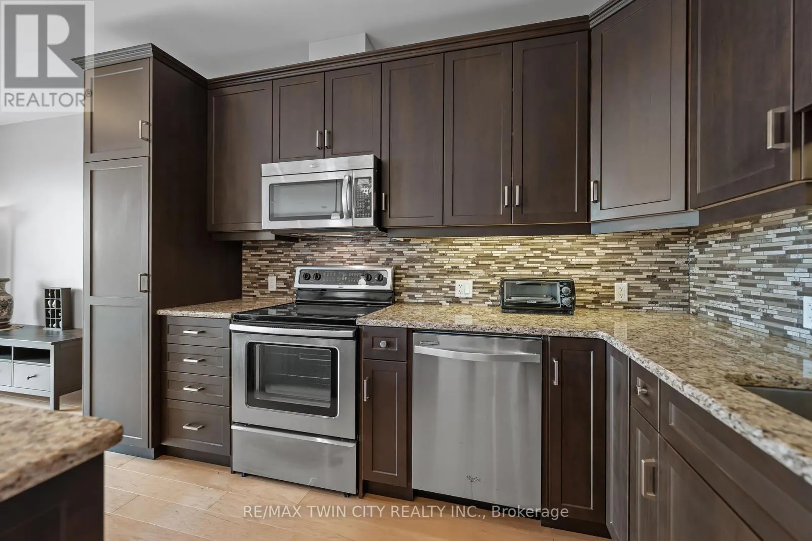 706 - 223 ERB STREET W