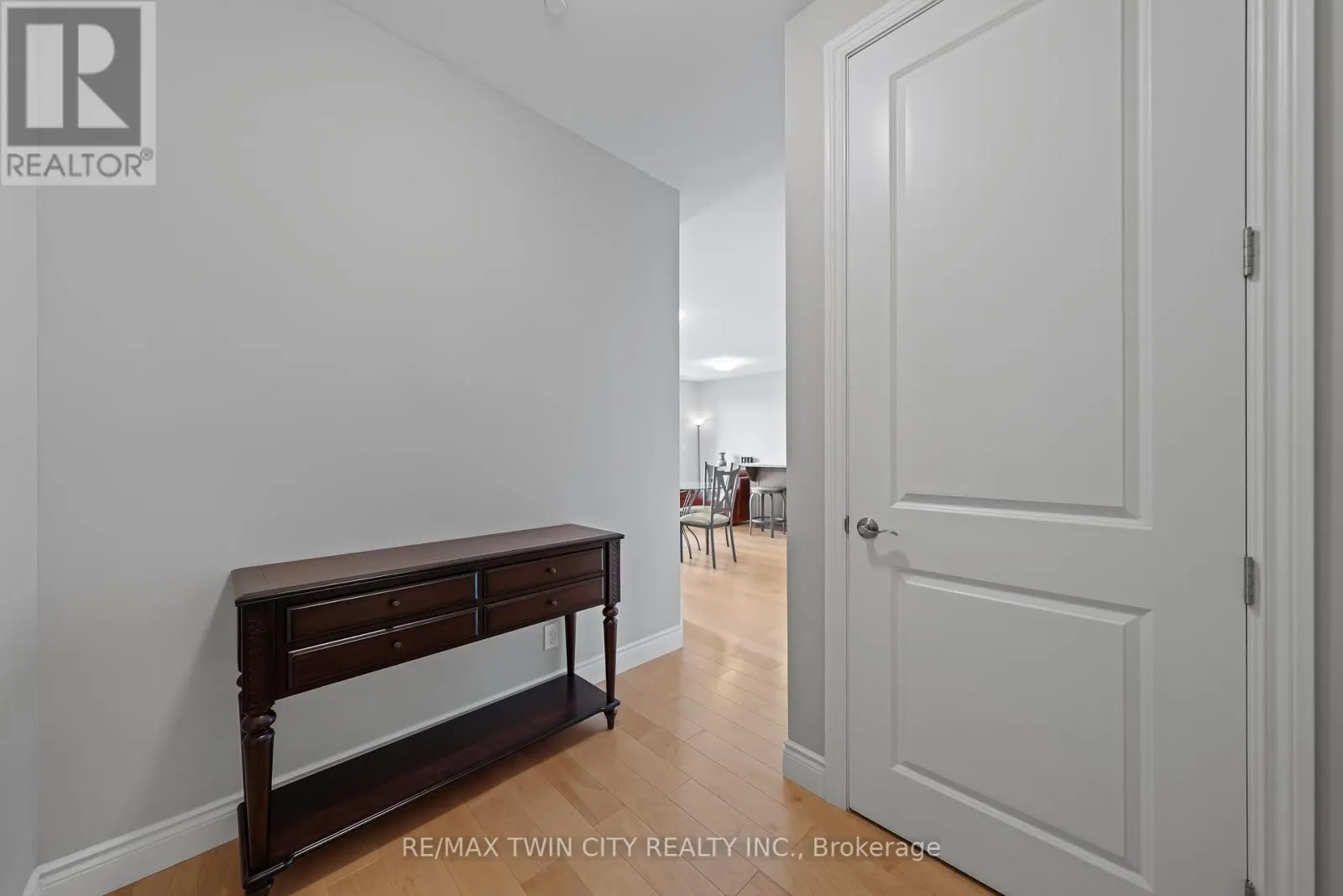 706 - 223 ERB STREET W