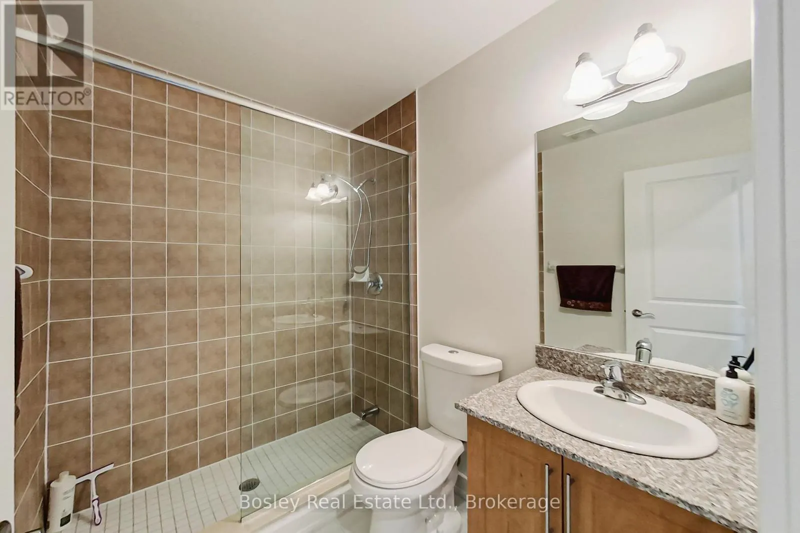 8 - 104 FARMGATE ROAD, #8