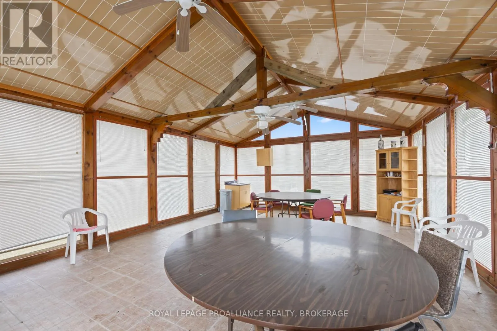 1 LEAVIS SHORES