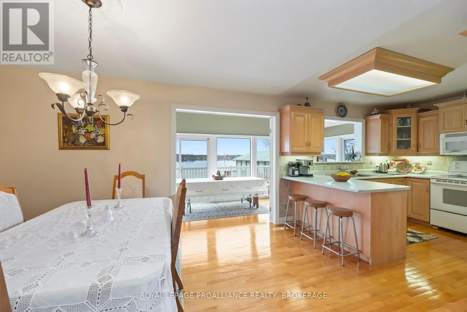 1 LEAVIS SHORES