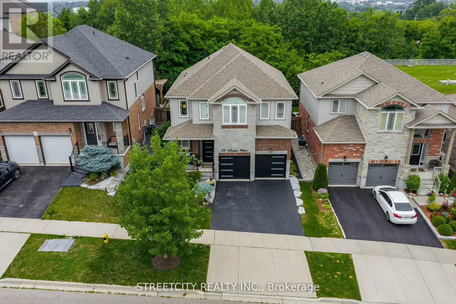 28 GOUDA PLACE