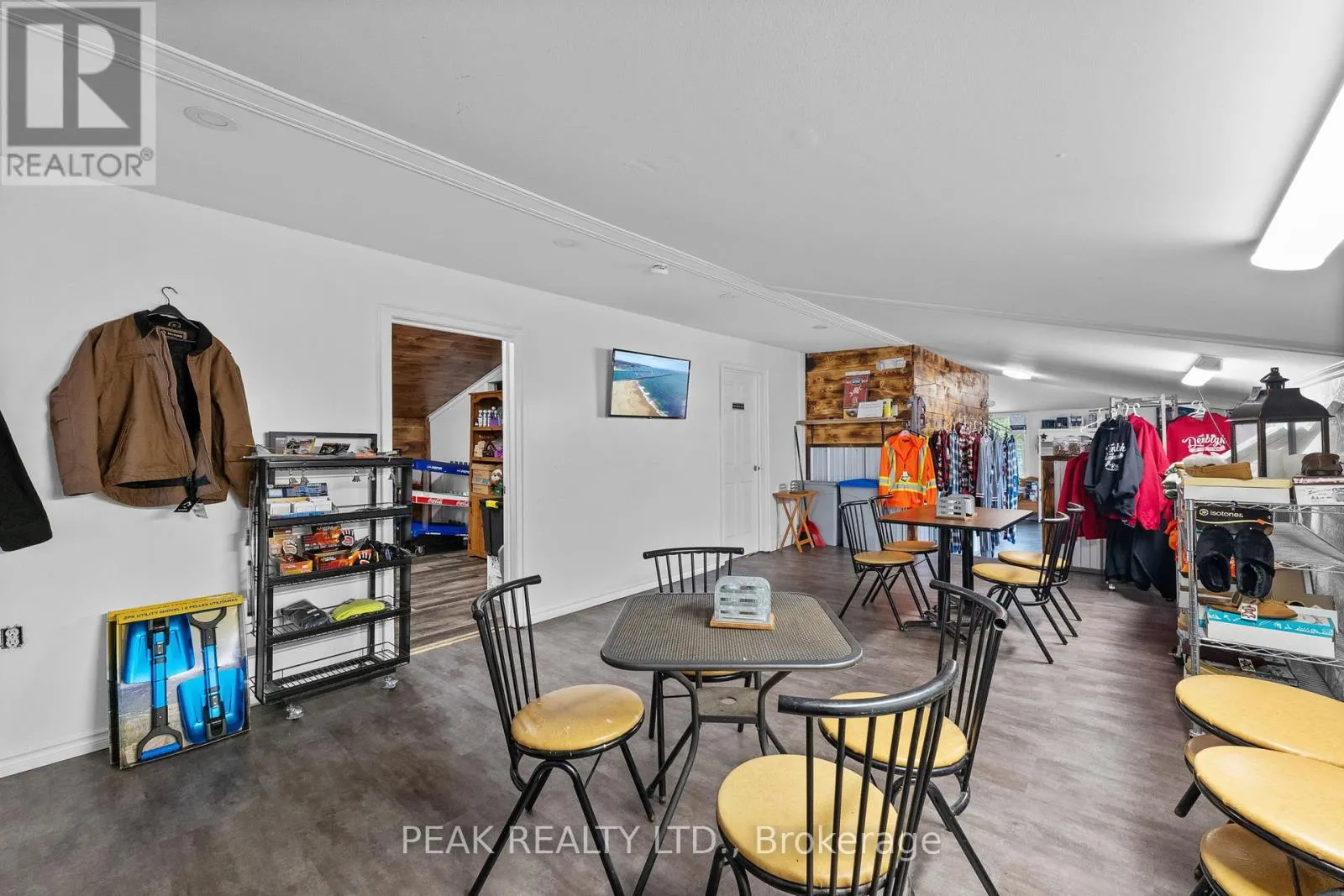 22353 HIGHWAY 41