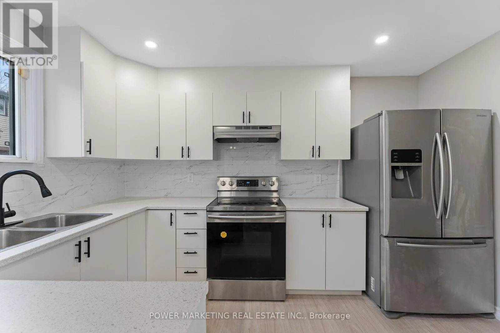 1566 FEATHER LANE