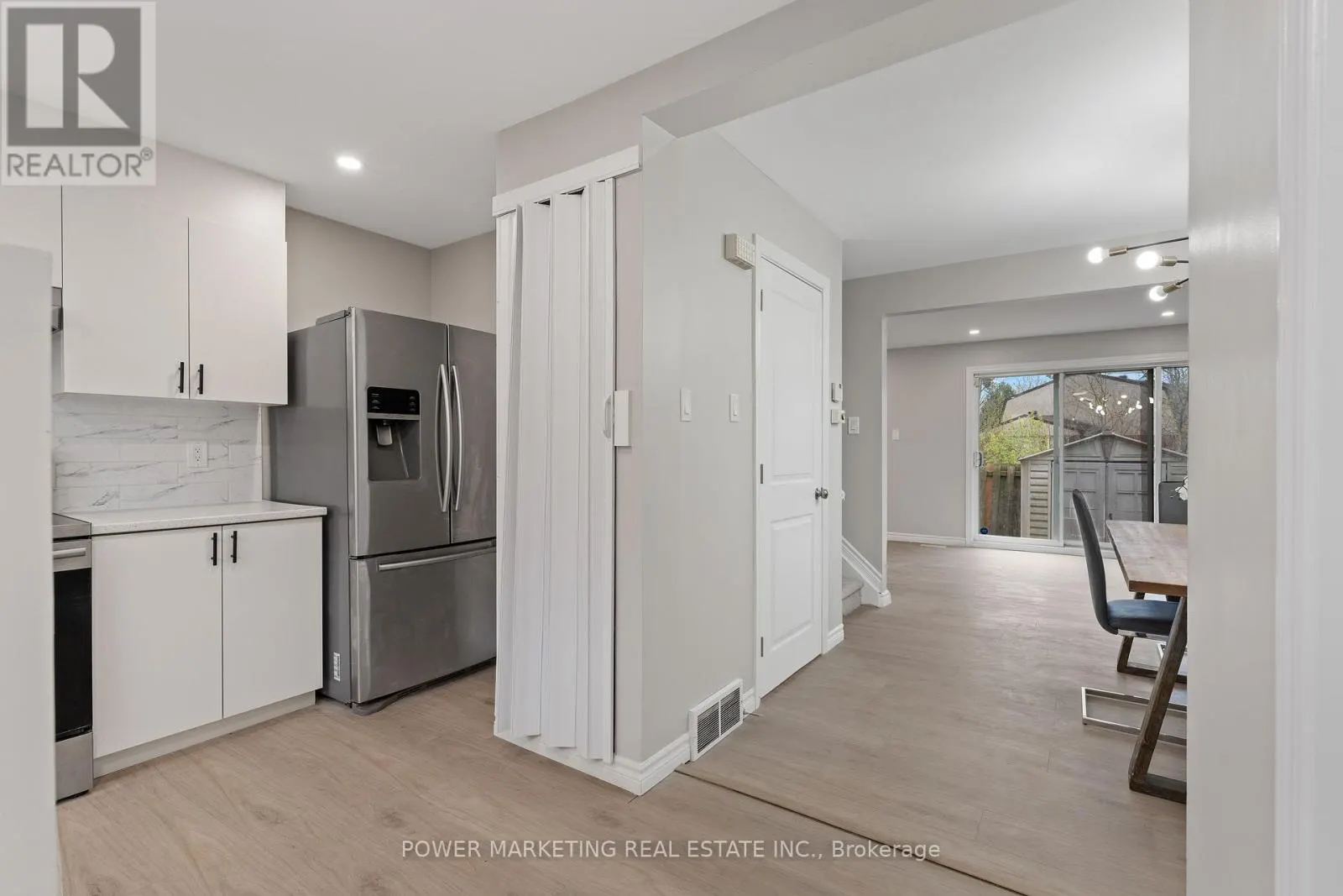 1566 FEATHER LANE
