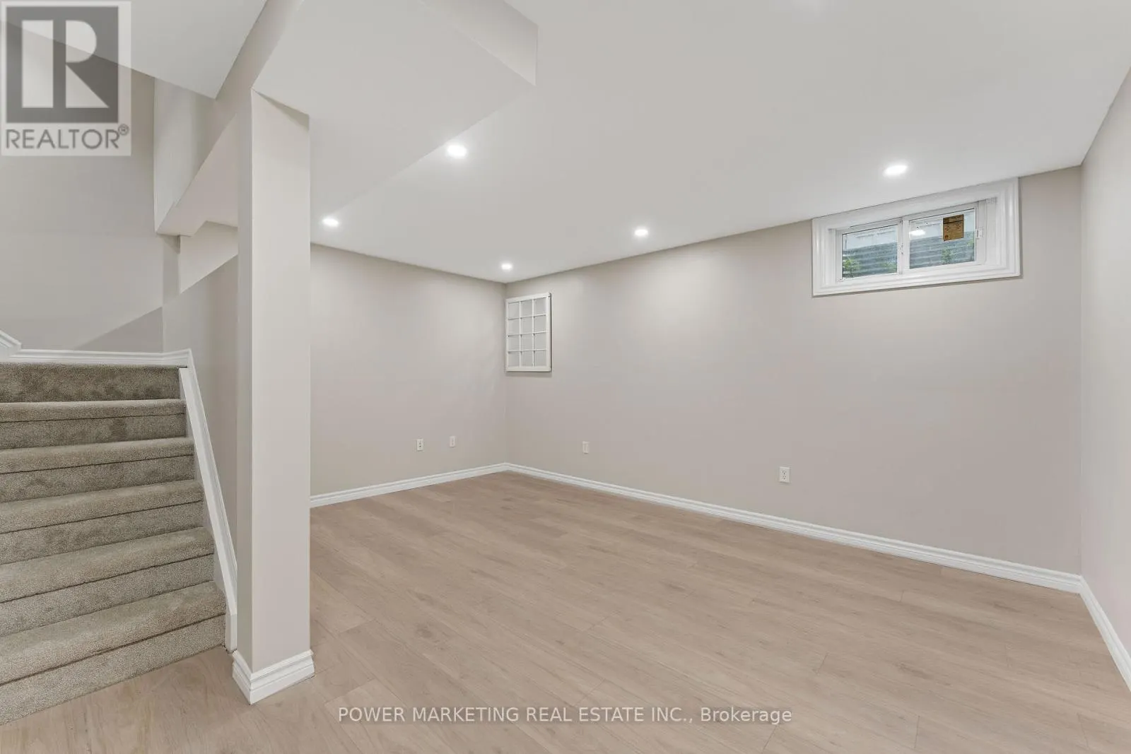 1566 FEATHER LANE