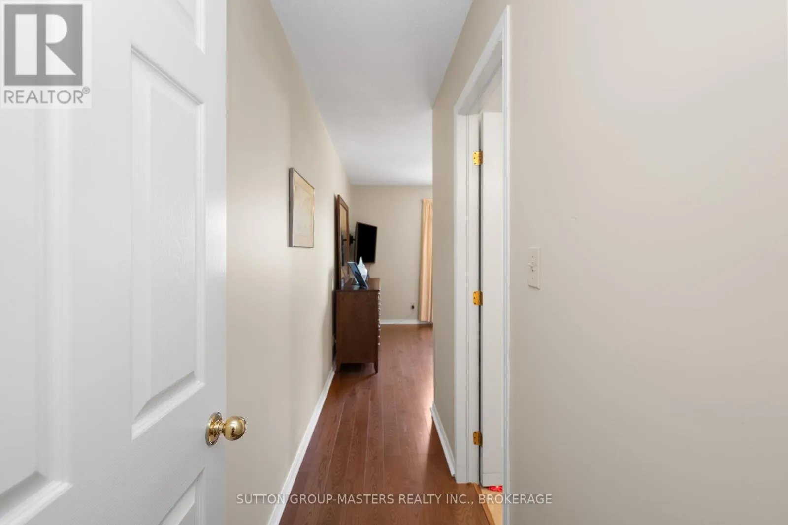 539 SACKVILLE CRESCENT