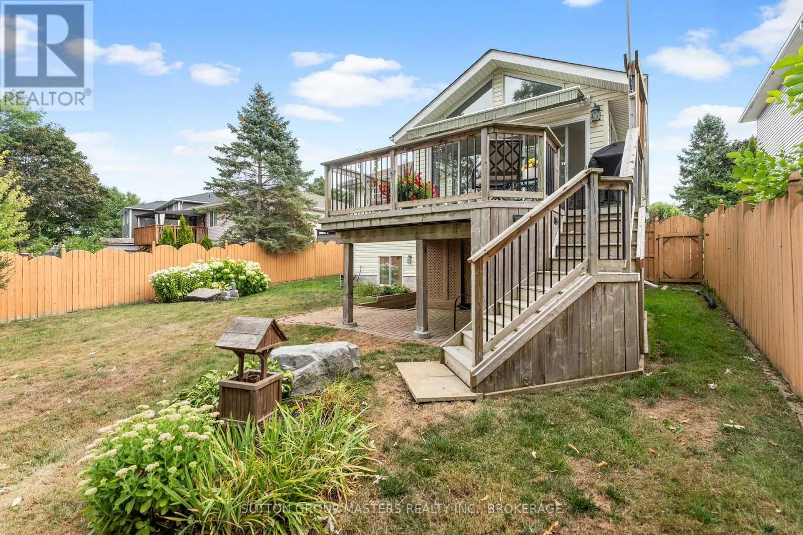 539 SACKVILLE CRESCENT