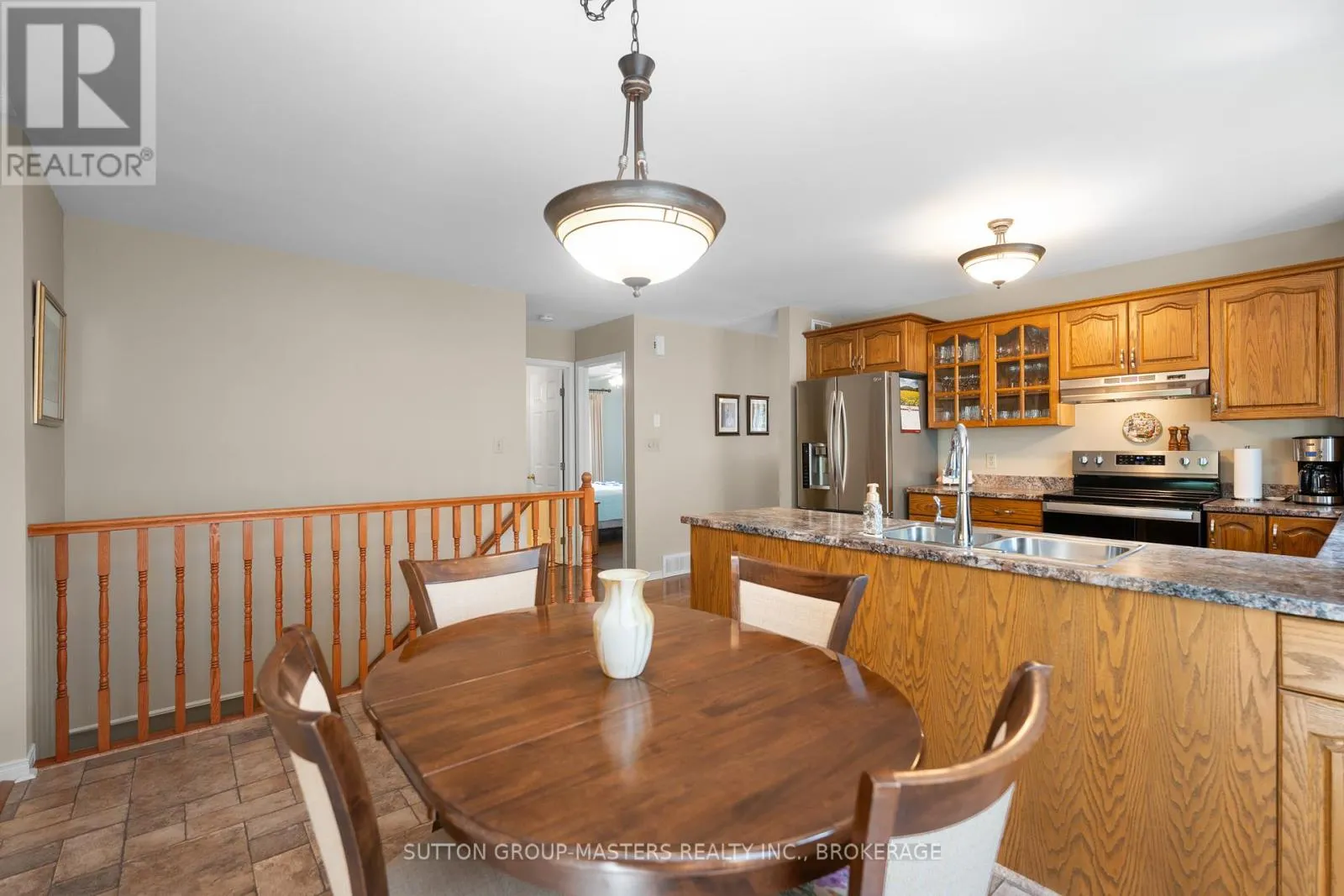 539 SACKVILLE CRESCENT