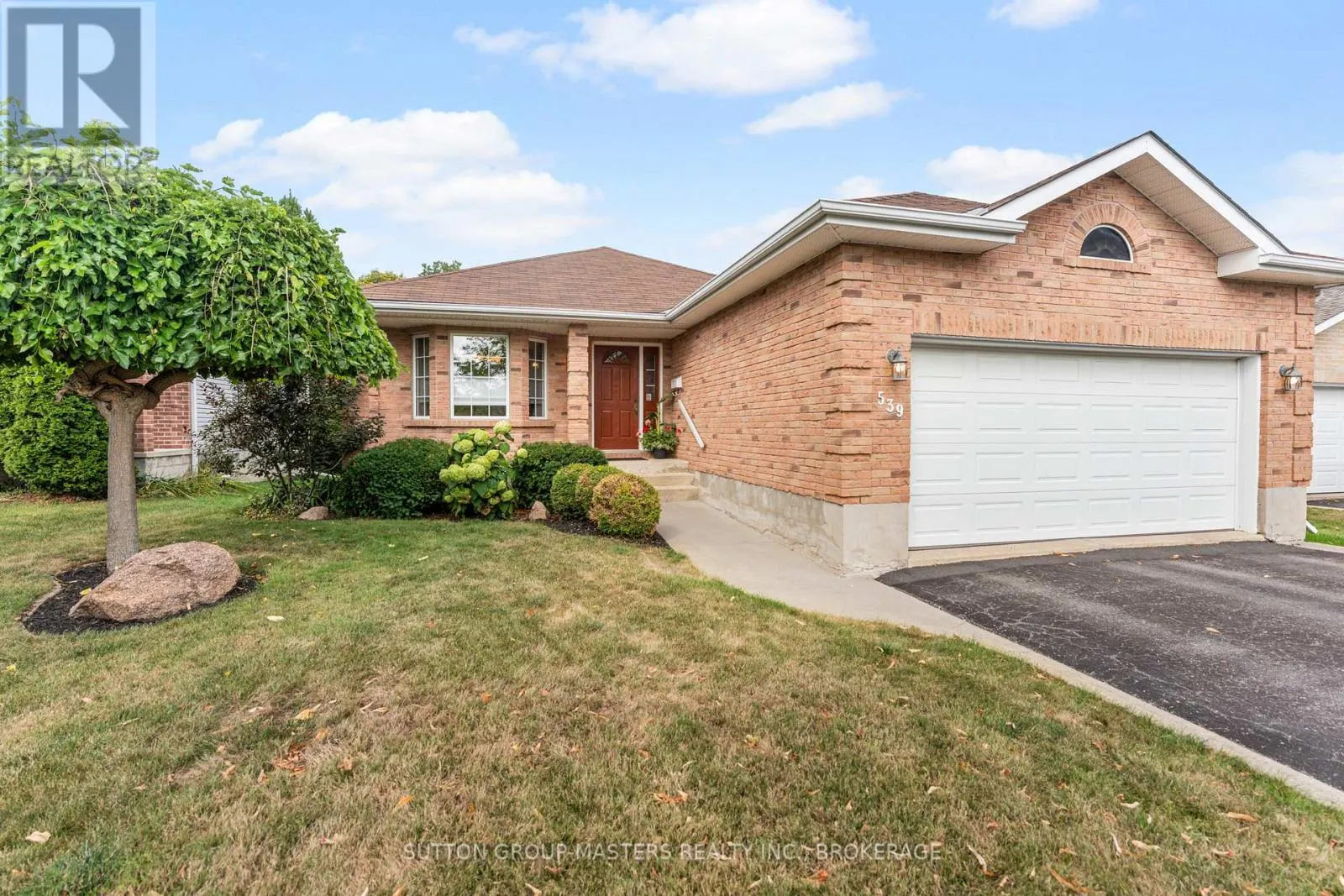 539 SACKVILLE CRESCENT