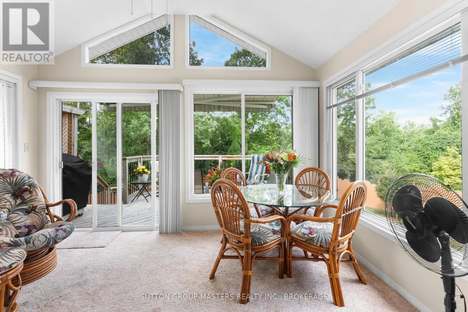 539 SACKVILLE CRESCENT