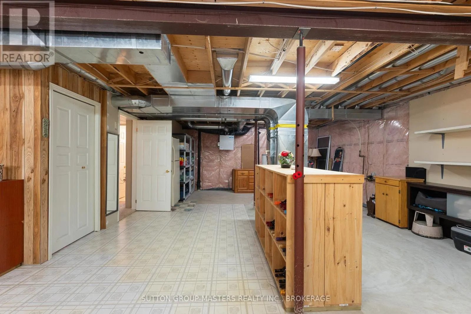 539 SACKVILLE CRESCENT