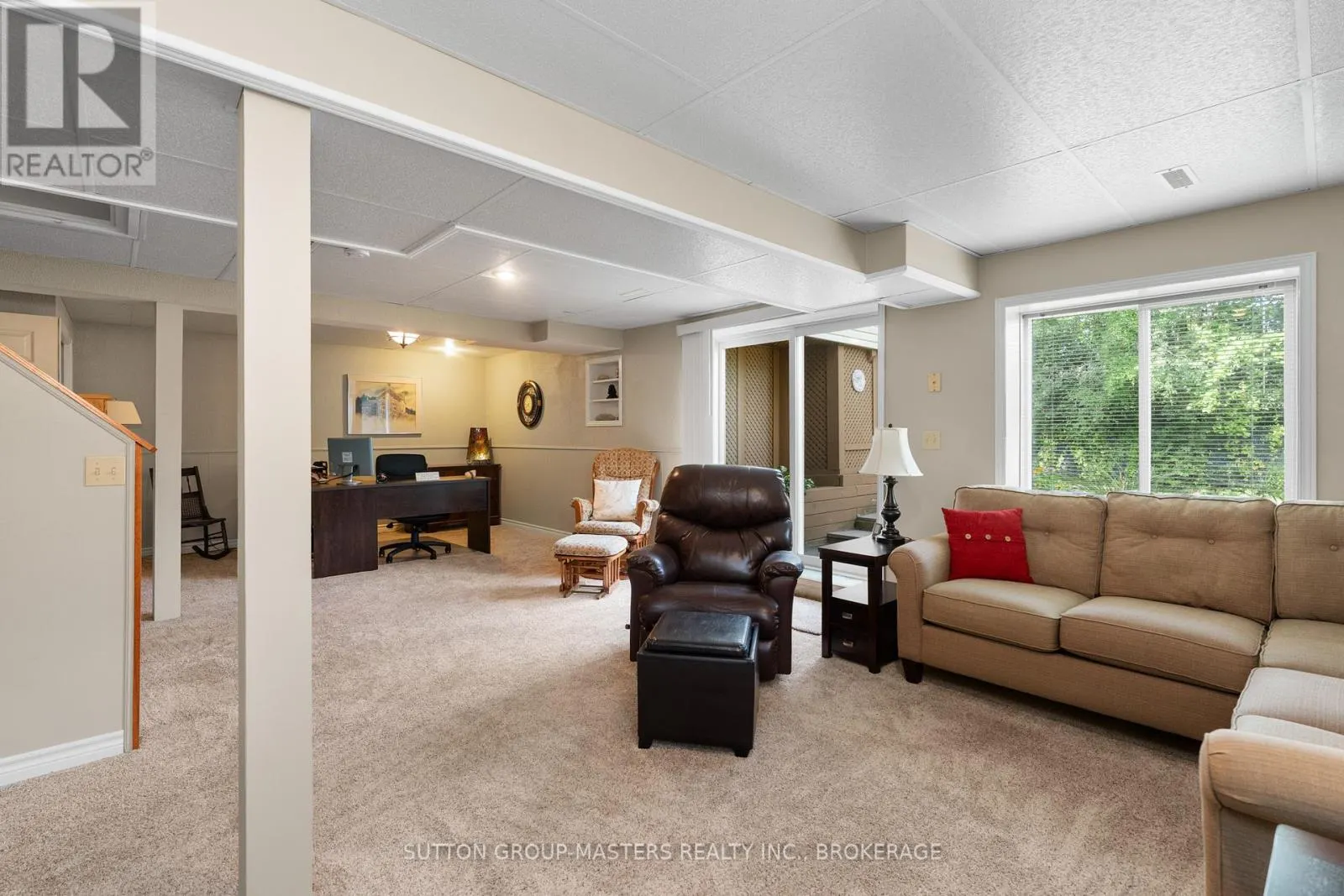 539 SACKVILLE CRESCENT