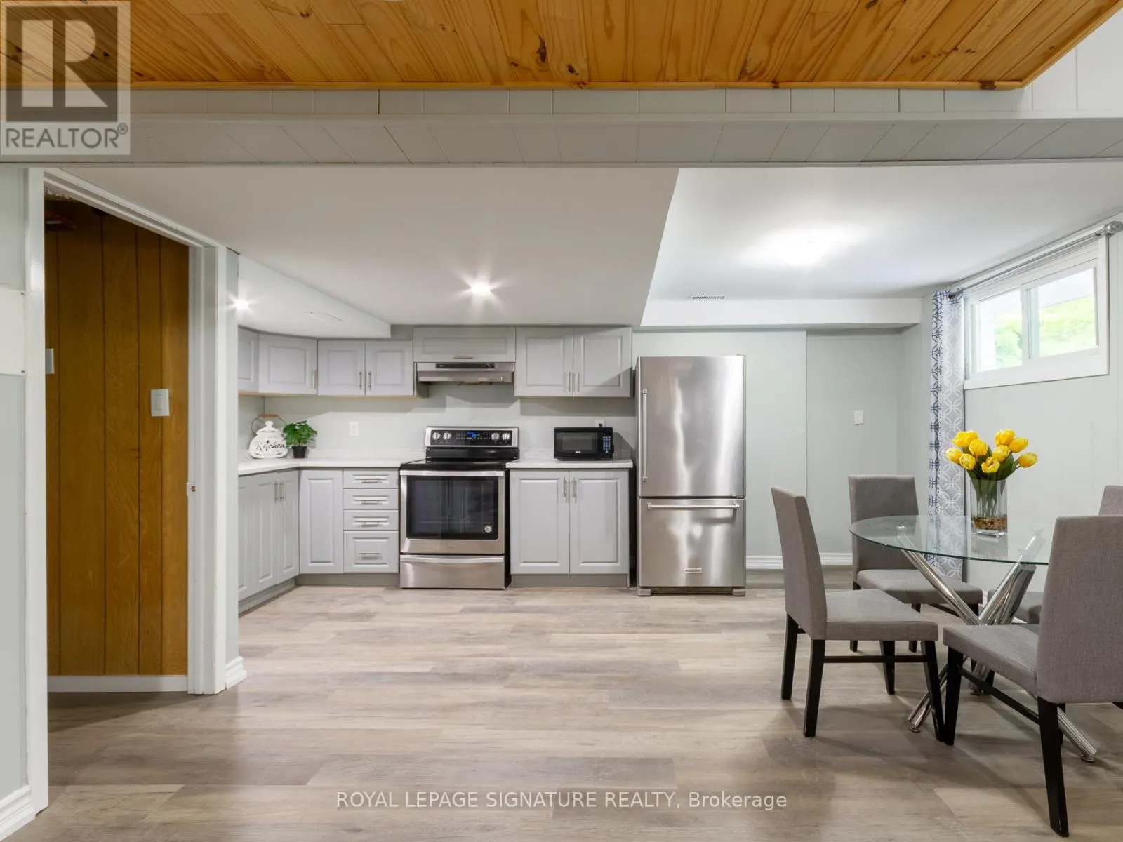 66 NIAGARA ROAD