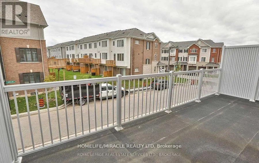 3 CANOE LANE