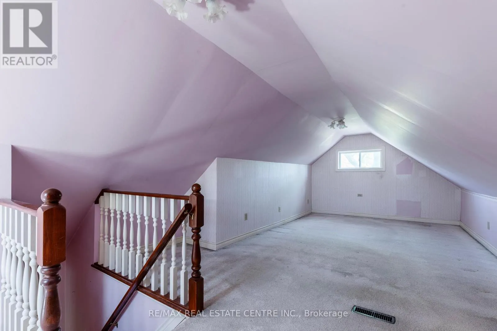 27 BARONS AVENUE N
