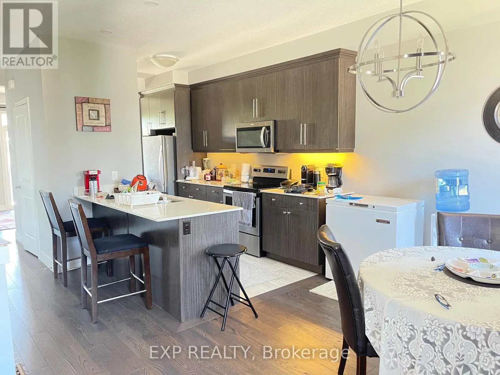 9 - 2056 MEADOWGATE BOULEVARD, #9