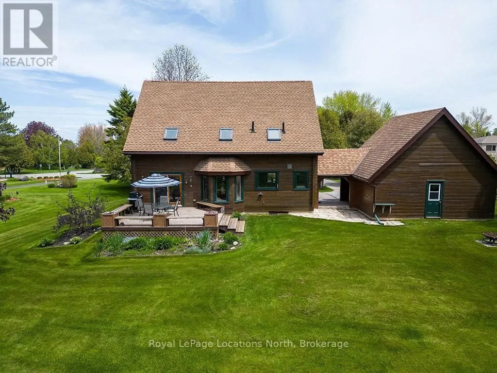 112 ALGONQUIN DRIVE