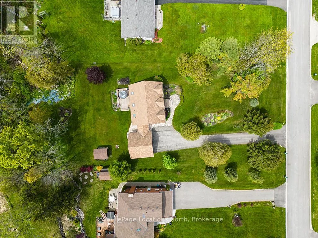 112 ALGONQUIN DRIVE