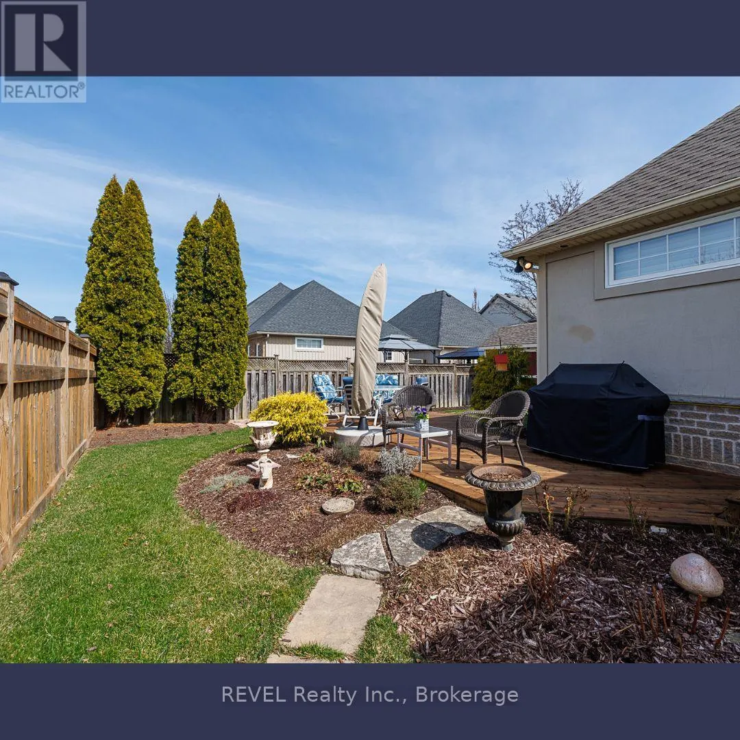 2 SEYVAL PLACE