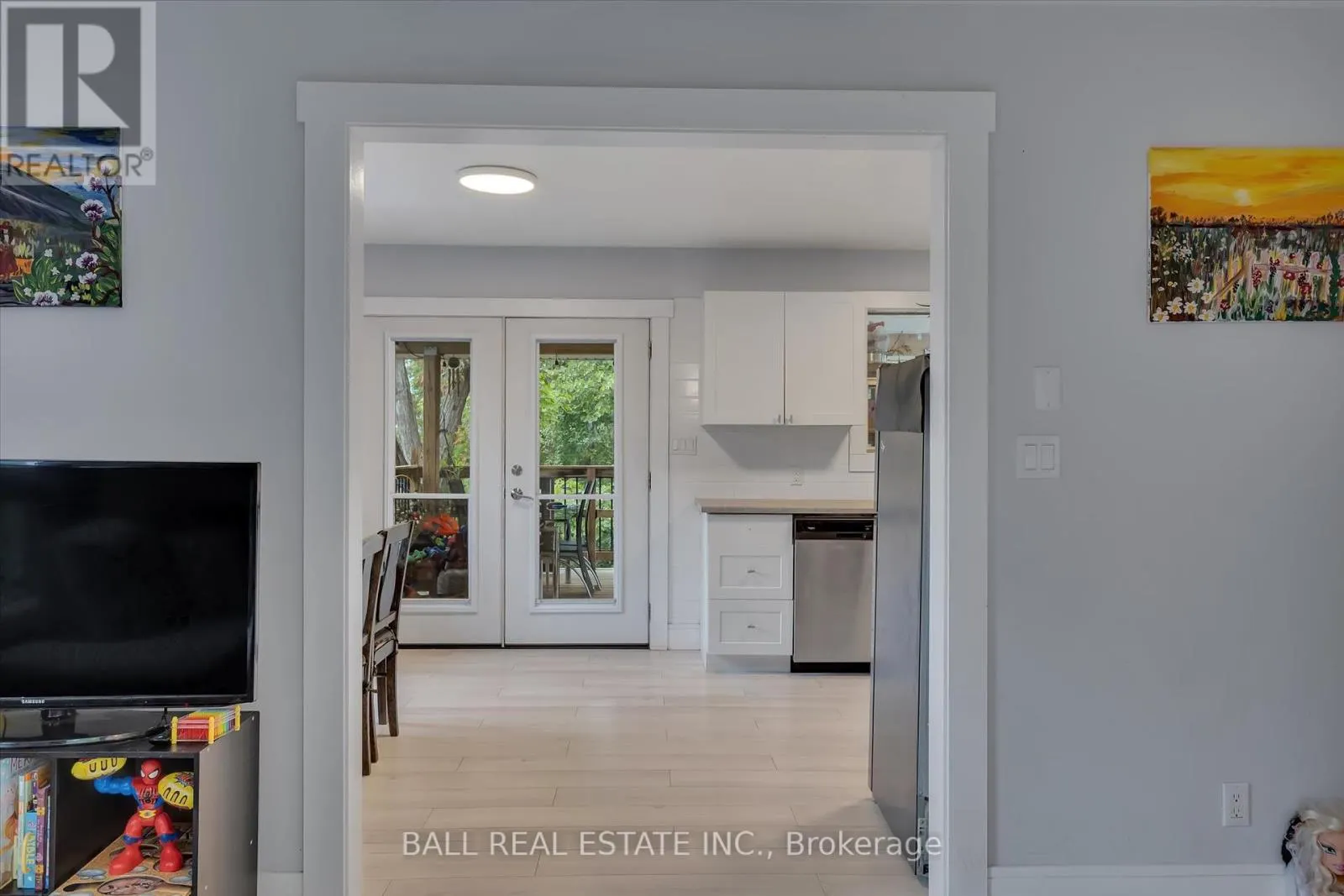 32 CHERRYHILL STREET
