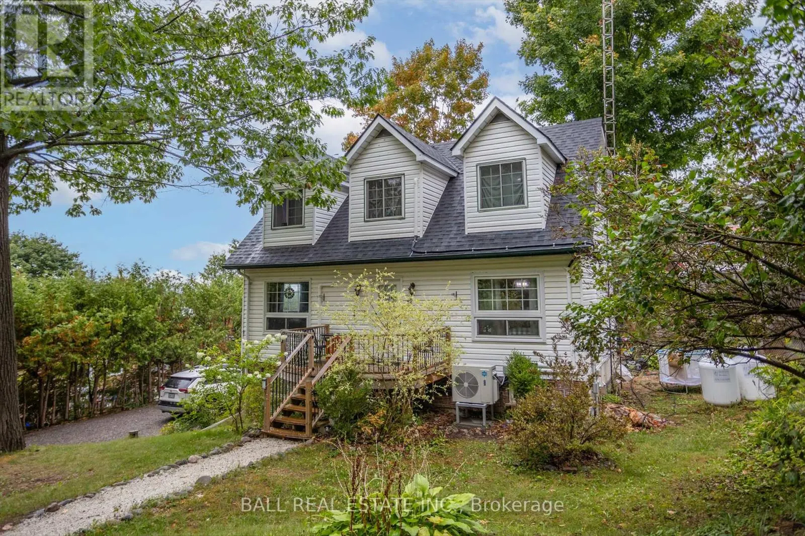 32 CHERRYHILL STREET