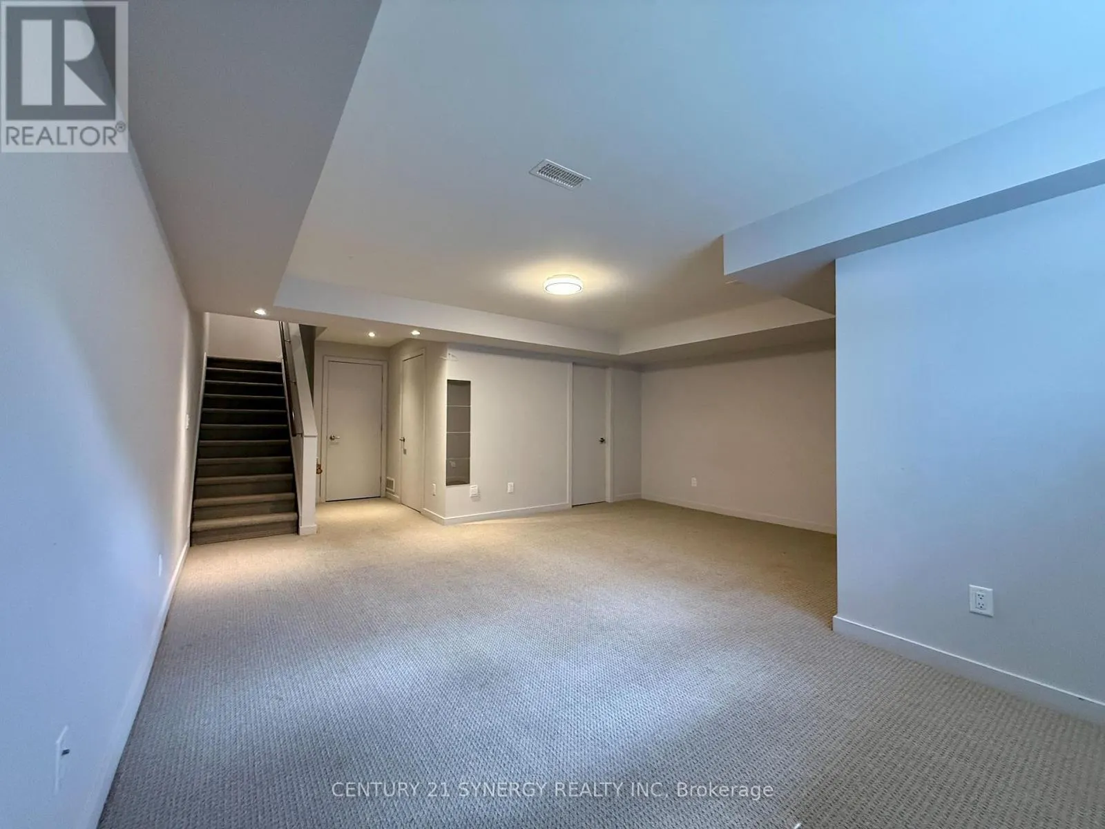 671 ODYSSEY WAY