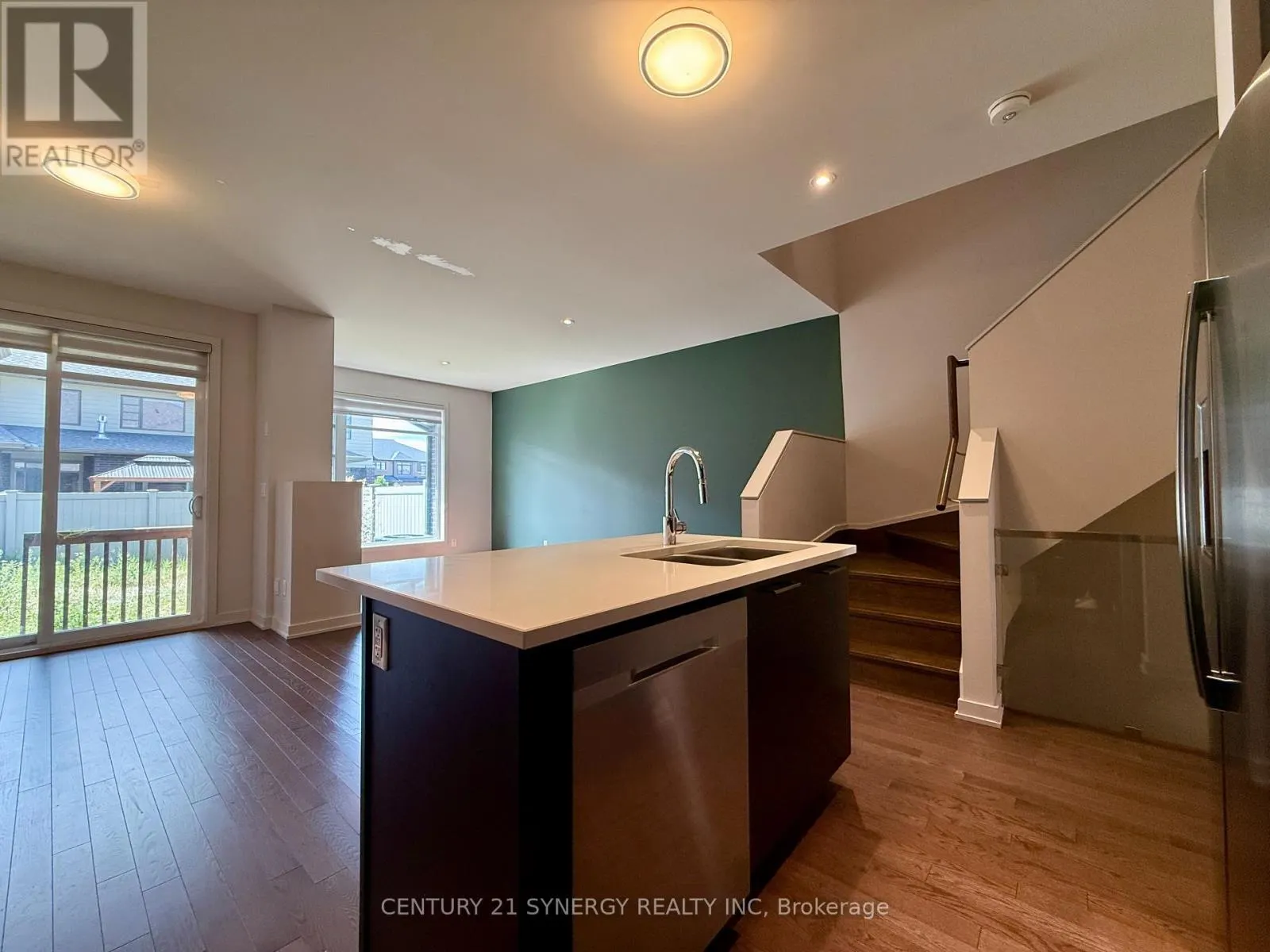 671 ODYSSEY WAY