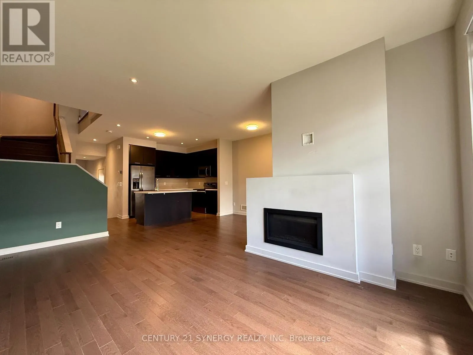 671 ODYSSEY WAY