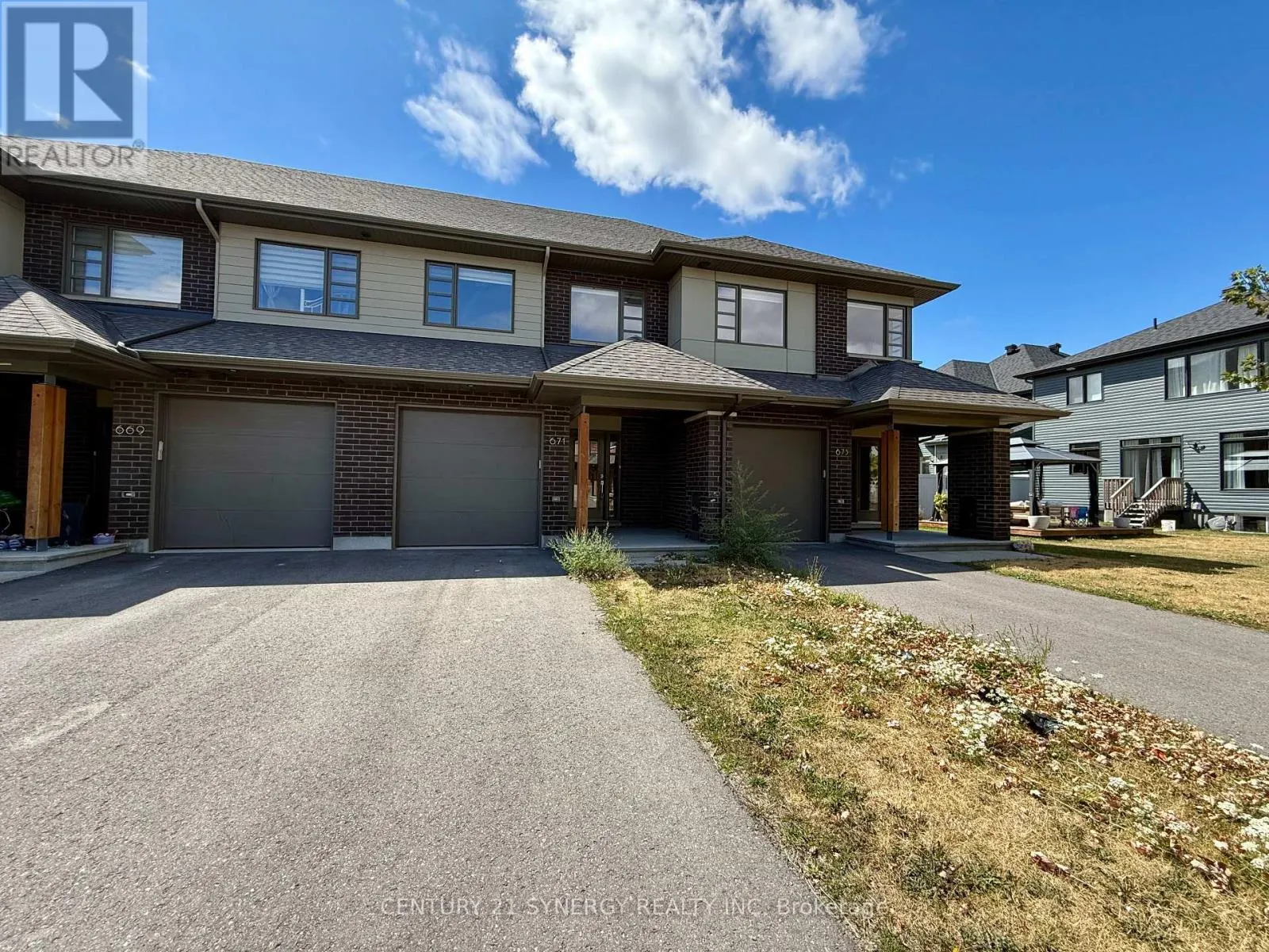 671 ODYSSEY WAY