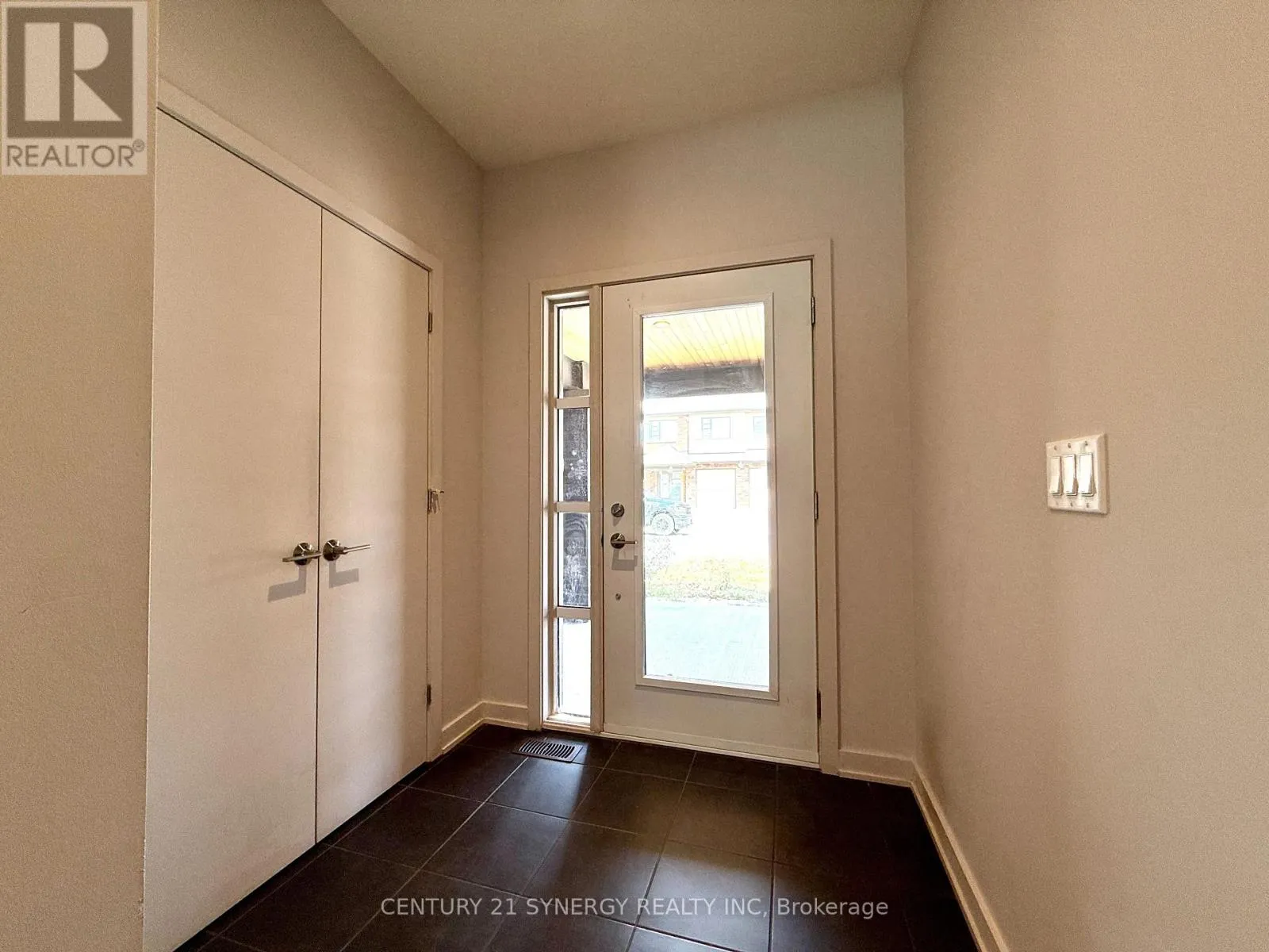 671 ODYSSEY WAY
