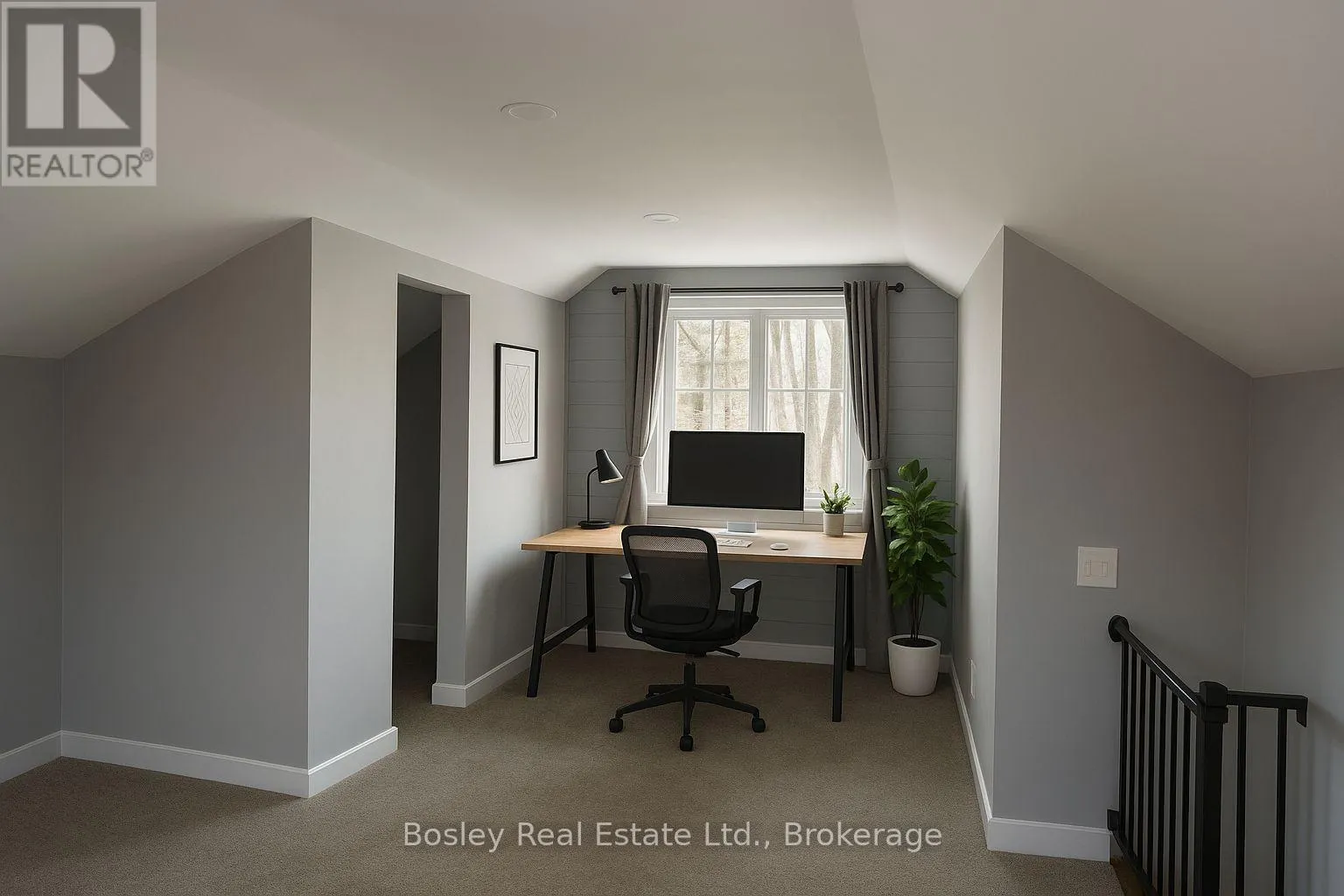 153 TROWBRIDGE STREET W