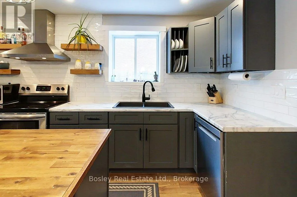 153 TROWBRIDGE STREET W