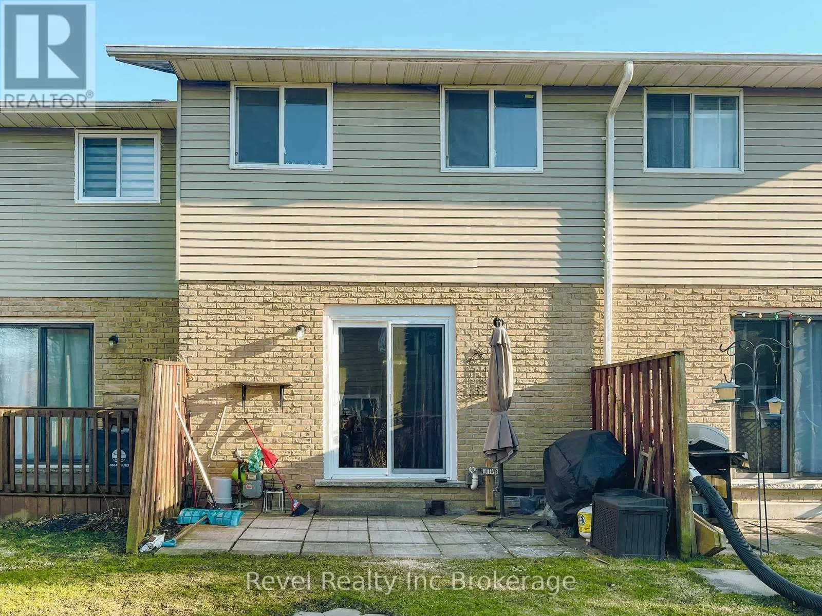 34 - 1059 NELLIS STREET, #34