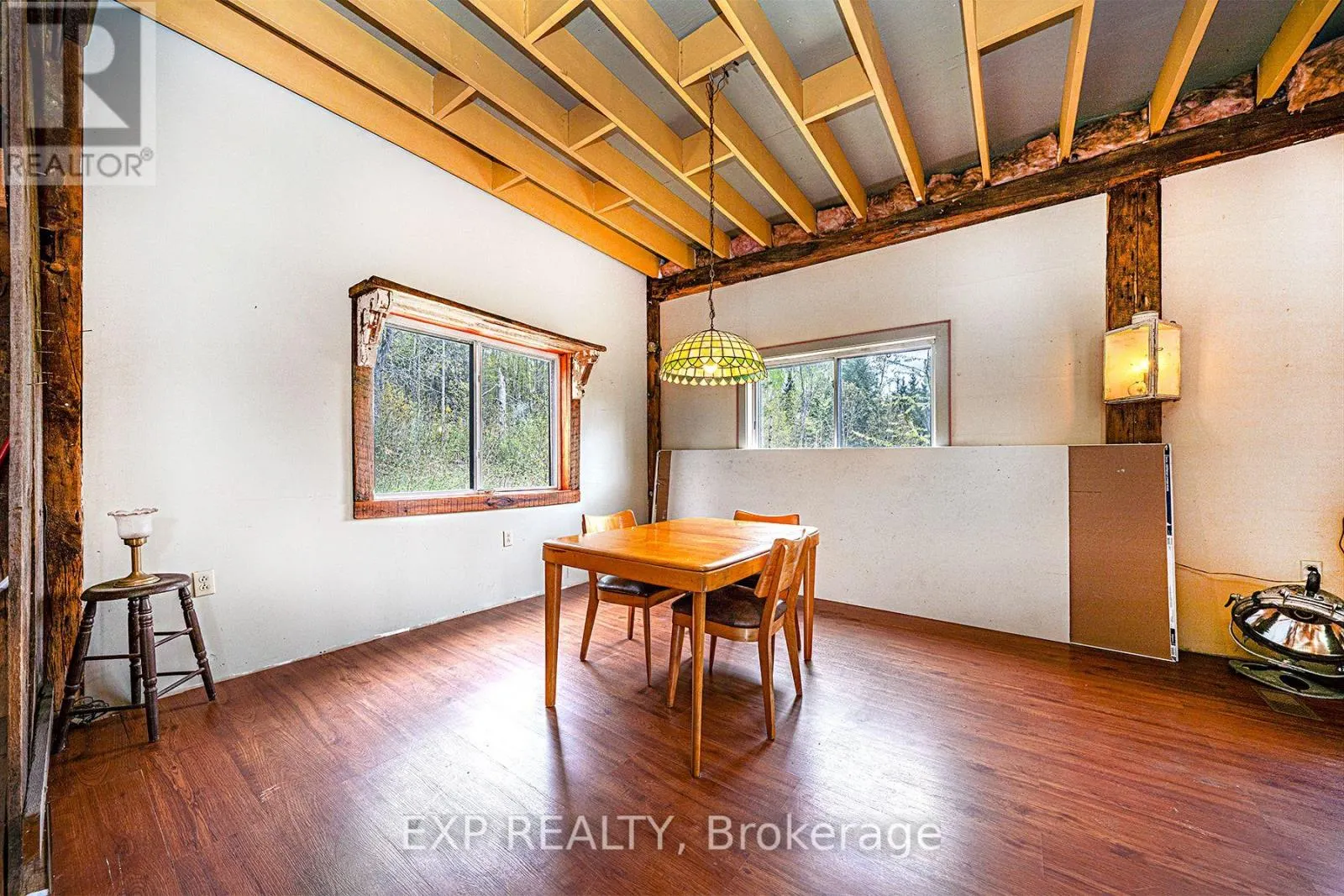 1057 MACDUFF ROAD