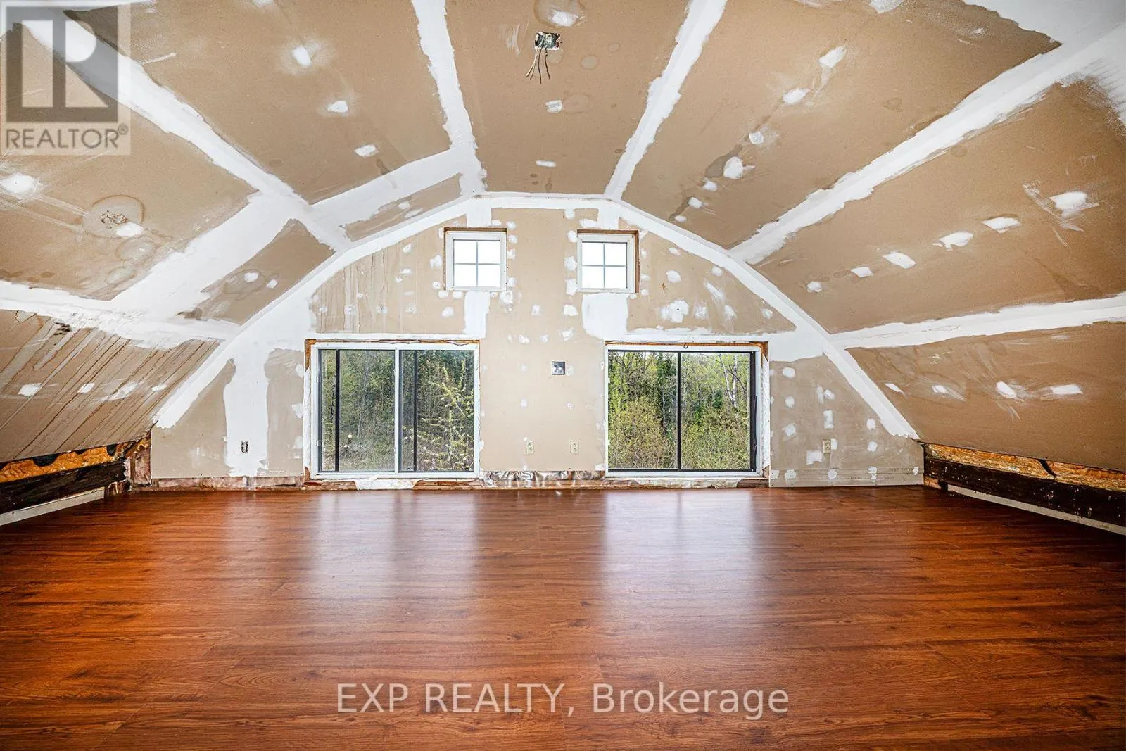 1057 MACDUFF ROAD
