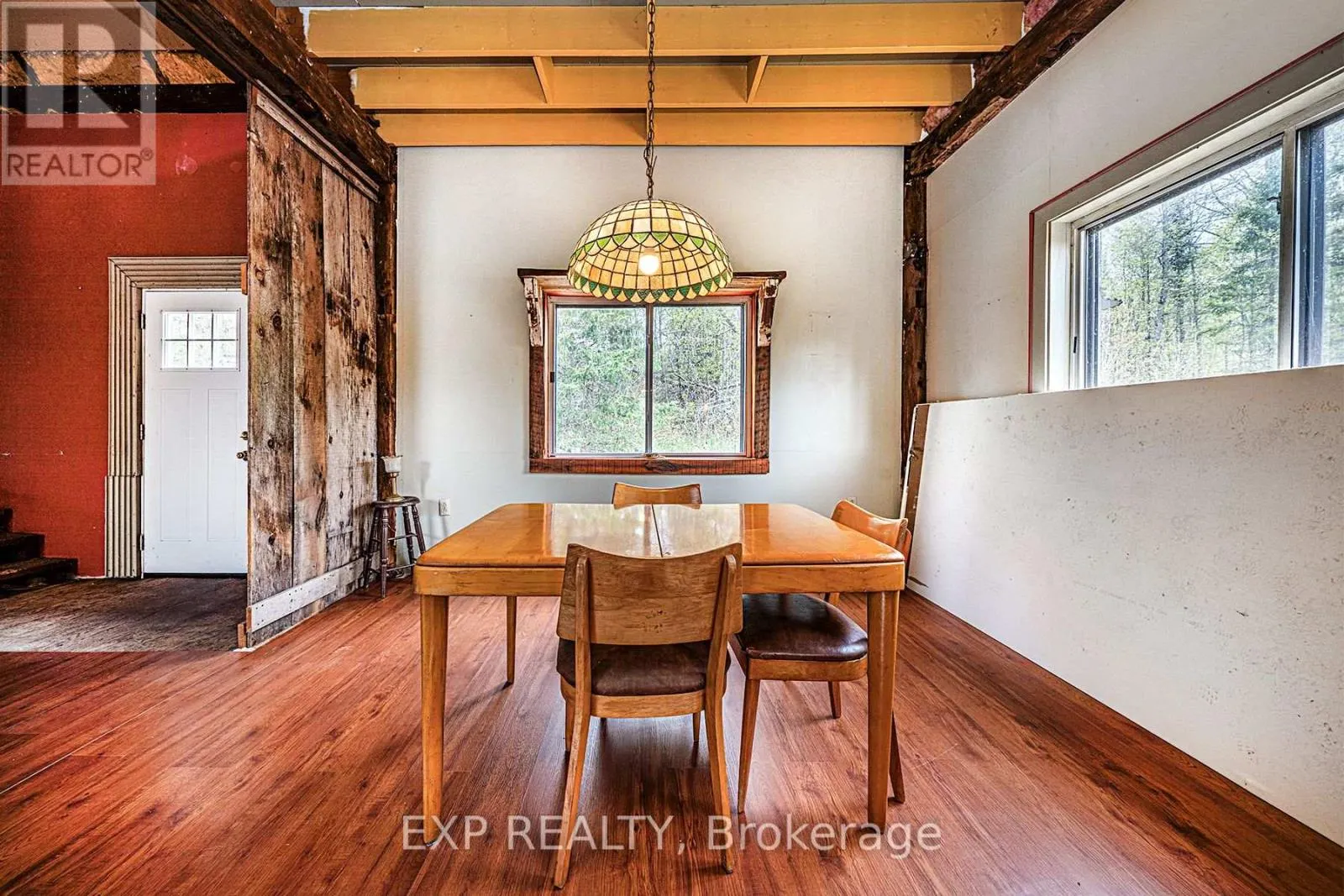 1057 MACDUFF ROAD